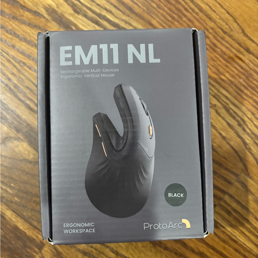 ProtoArc EM11 NL Ergonomic Vertical Mouse - Black
